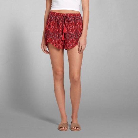 Abercrombie & Fitch Drapey Pattern Tassel Shorts - Picture 8 of 8